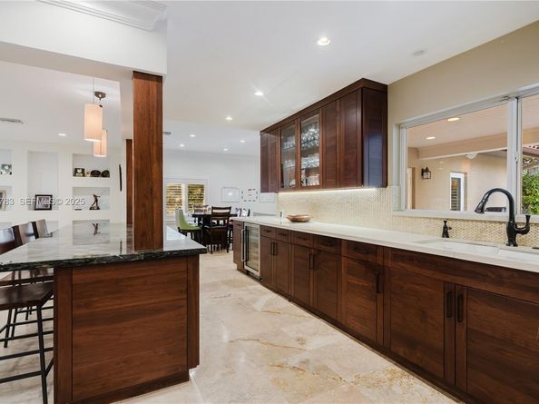 6755 SW 99th Ter, Pinecrest FL 33156