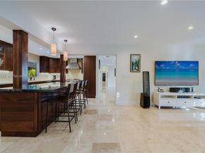 6755 SW 99th Ter, Pinecrest FL 33156