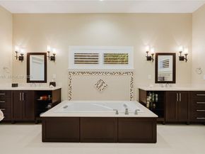 6755 SW 99th Ter, Pinecrest FL 33156