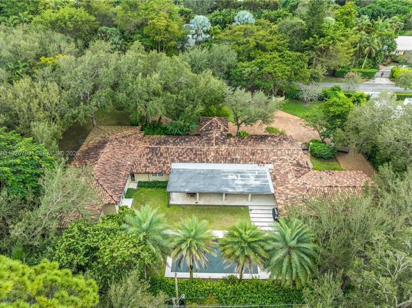 6755 SW 99th Ter, Pinecrest FL 33156