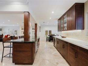 6755 SW 99th Ter, Pinecrest FL 33156