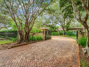 6755 SW 99th Ter, Pinecrest FL 33156