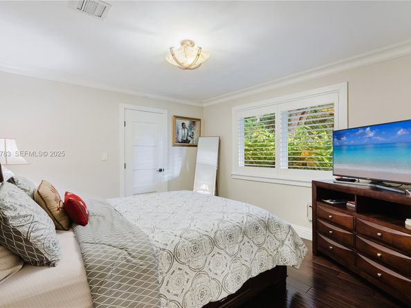 6755 SW 99th Ter, Pinecrest FL 33156