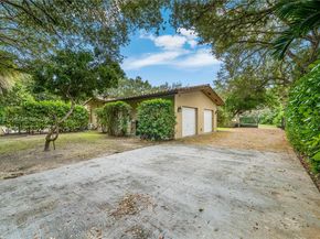 6755 SW 99th Ter, Pinecrest FL 33156