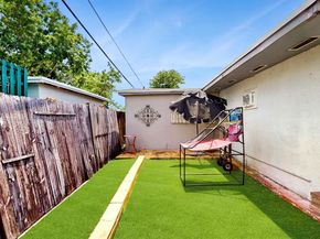 5637 SW 40th St, West Park FL 33023