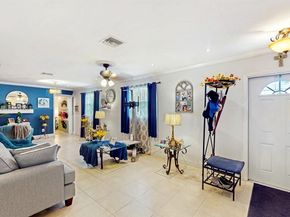 5637 SW 40th St, West Park FL 33023