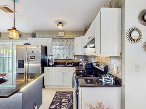 5637 SW 40th St, West Park FL 33023