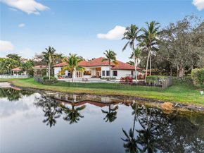 3520 Paddock Rd, Weston FL 33331