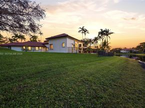 3520 Paddock Rd, Weston FL 33331