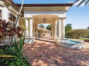 3520 Paddock Rd, Weston FL 33331