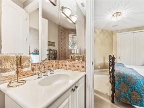 3520 Paddock Rd, Weston FL 33331