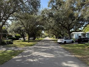 511 Oriole Ave, Miami Springs FL 33166