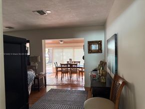 511 Oriole Ave, Miami Springs FL 33166