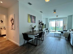 1600 SW 1st Ave 813, Miami FL 33129
