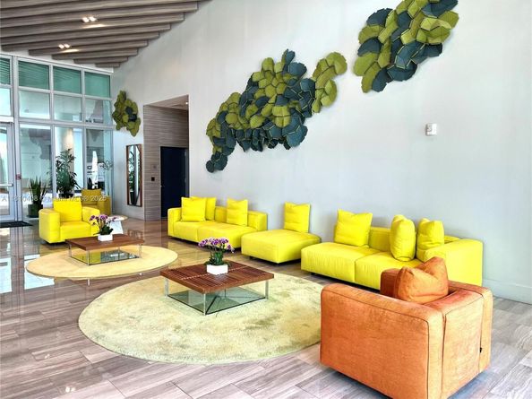 1600 SW 1st Ave 813, Miami FL 33129