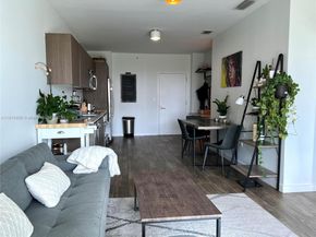 1600 SW 1st Ave 813, Miami FL 33129