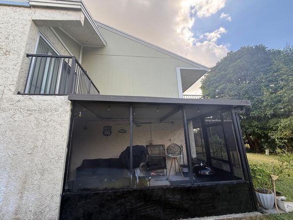 8123 Lagos De Campo Blvd A2, Tamarac FL 33321