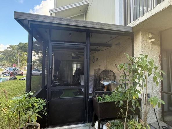 8123 Lagos De Campo Blvd A2, Tamarac FL 33321