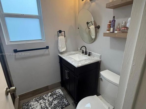 8123 Lagos De Campo Blvd A2, Tamarac FL 33321