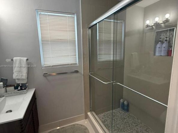 8123 Lagos De Campo Blvd A2, Tamarac FL 33321