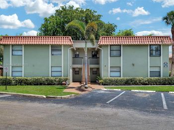 9808 Hammocks Blvd