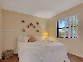 9808 Hammocks Blvd 10223, Miami FL 33196