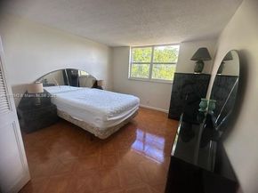 1830 Dixieanna St 301, Hollywood FL 33020