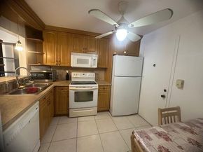 1830 Dixieanna St 301, Hollywood FL 33020