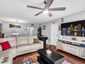 8411 Lagos De Campo Blvd 110U, Tamarac FL 33321