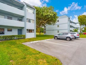 8411 Lagos De Campo Blvd 110U, Tamarac FL 33321