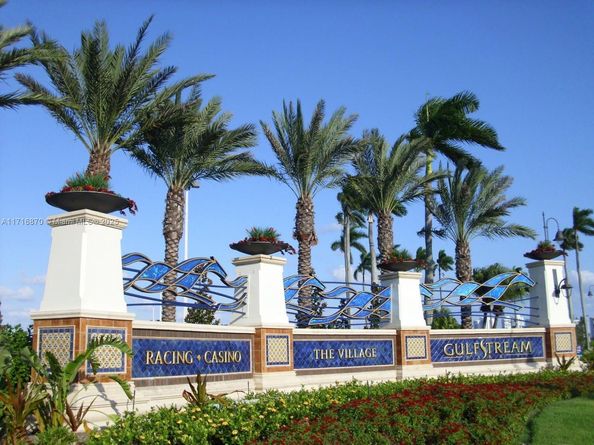 2600 Diana Dr 209, Hallandale Beach FL 33009