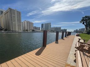 2600 Diana Dr 209, Hallandale Beach FL 33009