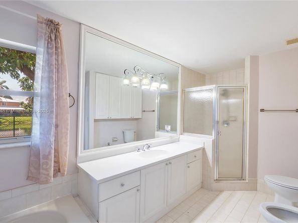 9510 SW 164th Ct, Miami FL 33196