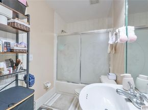 9510 SW 164th Ct, Miami FL 33196