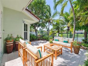 9510 SW 164th Ct, Miami FL 33196
