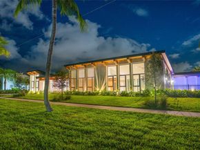 6716 San Vicente St, Coral Gables FL 33146