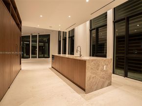 6716 San Vicente St, Coral Gables FL 33146