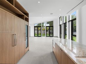 6716 San Vicente St, Coral Gables FL 33146