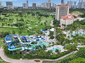 20100 W Country Club Dr 204, Aventura FL 33180