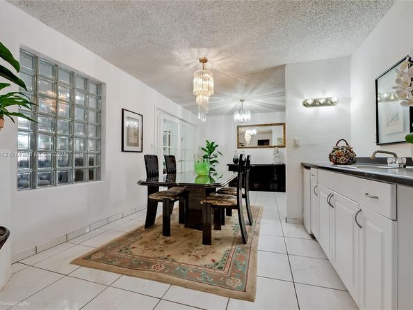 4235 SW 97th Ave, Miami FL 33165