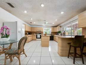 4235 SW 97th Ave, Miami FL 33165