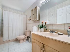 4235 SW 97th Ave, Miami FL 33165