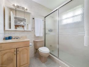 4235 SW 97th Ave, Miami FL 33165