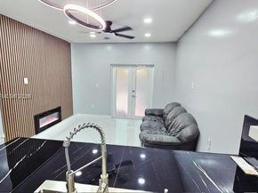 11275 SW 231st Ln, Miami FL 33170