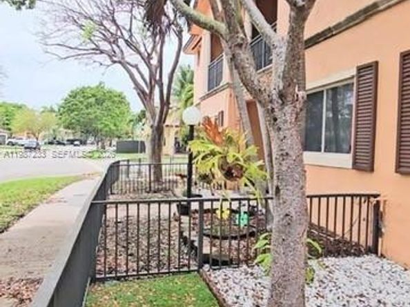 11275 SW 231st Ln, Miami FL 33170