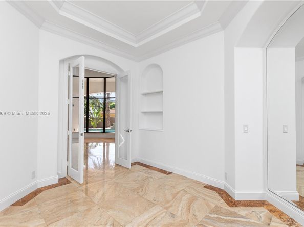 260 NE Wavecrest Ct, Boca Raton FL 33432