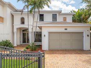 260 NE Wavecrest Ct, Boca Raton FL 33432