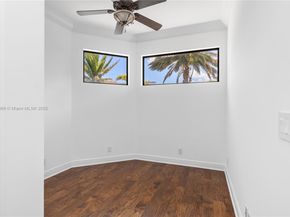 260 NE Wavecrest Ct, Boca Raton FL 33432