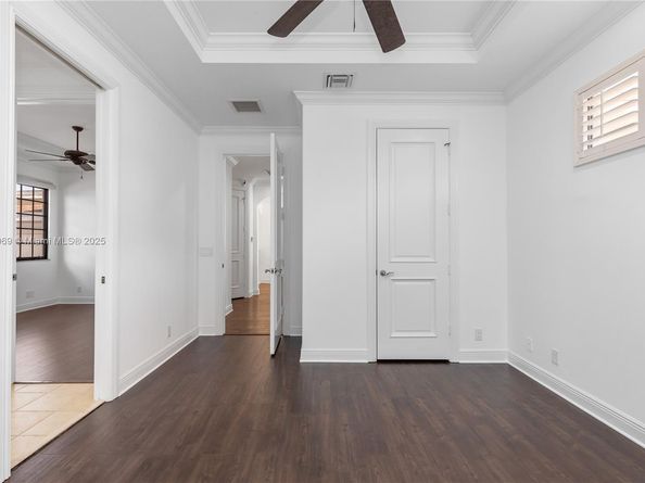 260 NE Wavecrest Ct, Boca Raton FL 33432