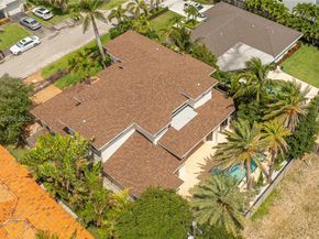 260 NE Wavecrest Ct, Boca Raton FL 33432